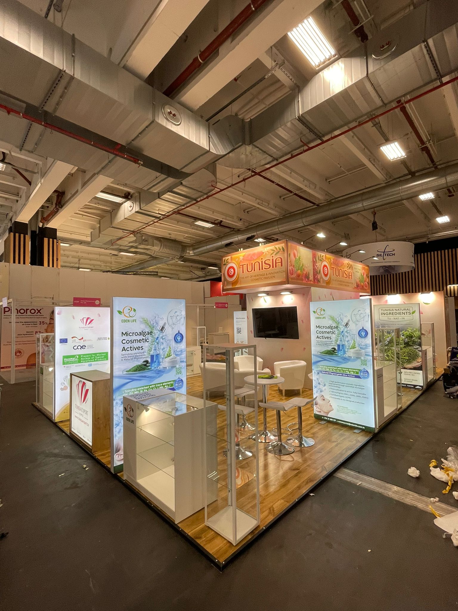 Tunisia cosmetic pavilion with illuminated signage
